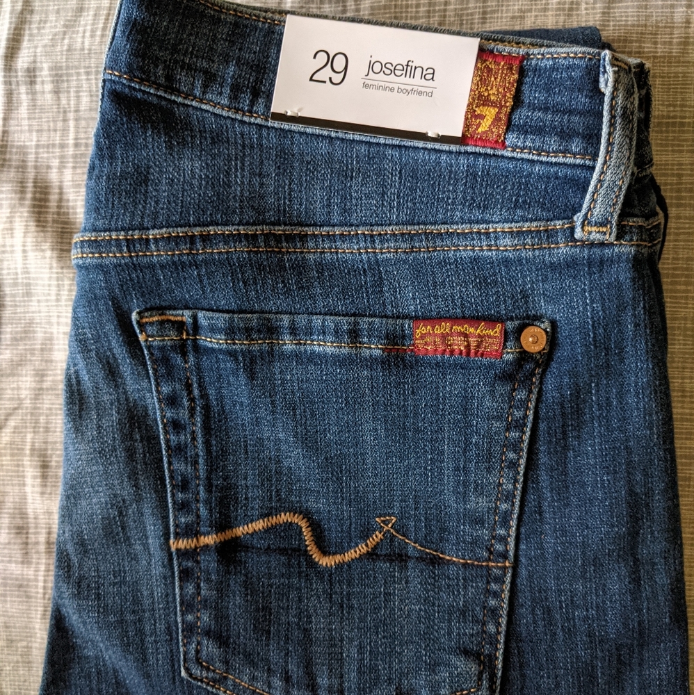 7 For All Mankind Josefina Boyfriend Jeans 29